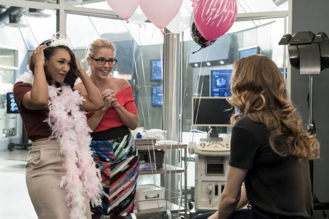 The Flash Season 4 “Girls Night Out” Recap – Pop Goes The World