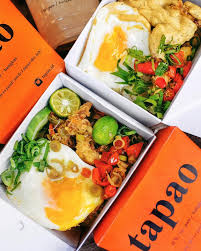 Cariers bisa memilih 2 varian yang ditawarkan, antara sambal matah dan salted egg. Mager Keluar Kantor 5 Nasi Box Kekinian Ini Bisa Dipesan Online
