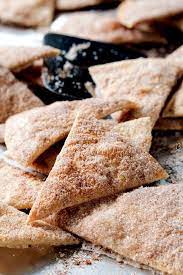Easy Baked Churro Chips Aka Cinnamon Chips Magically Transform From Flour Tortilla To Mega Yum That Cinnamon Crisps Recipe Homemade Chips Tortilla Chip Recipe