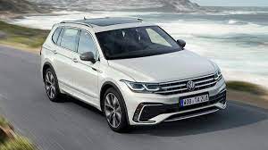 Kraftbetonte proportionen und die dynamische front mit ihrer präzisen linienführung sowie die ausgeprägten schultern schärfen die silhouette. Vw Tiguan Allspace Facelift 2021 Xxl Suv Ohne Plug In Hybrid Auto Bild