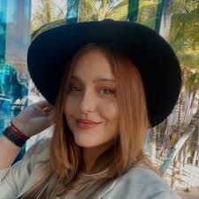 Gabrielle Eden (@ElleofEden)