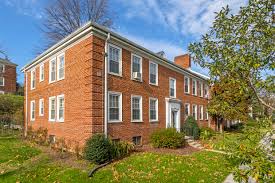 Set in the spacious suburbs of hillsboro, orenco gardens apartments offers all the convenience of living in a contemporary community, while enjoying the panoramic beauty the american northwest. Naylor Gardens Washington Dc Apartment Finder