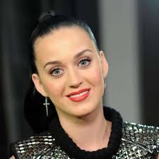 Die ungeschminkte wahrheit katy perry ohne make up. Katy Perry Man Muss Sich Immer Wieder Neu Erfinden Musik