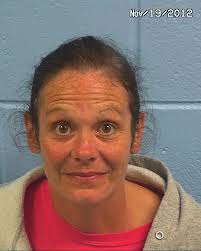 Woman arrested for fraudulent use of card