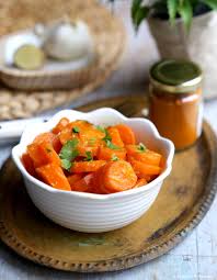 Carottes Aux Epices Douces Recette En 2020 Recettes De Cuisine Epices Plats Mijotes