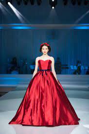 Snow white fairy tale wedding inspiration from april foster events. Pin By Stacey M Nix On Kuraudia Disney Peincess Wedding Wedding Dresses Cinderella Wedding Dresses Princess Ballgown Disney Cinderella Wedding Dress