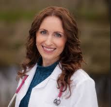 Kimberly Freeze's Instagram, Twitter & Facebook