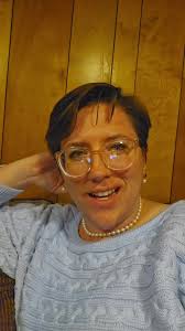 Mariah K. Porter 📚 (@mariahkporter)