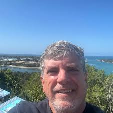 Uhhhh, I don't know if they thought this out #galgadot #rachelzegler  #snowwhite #disney