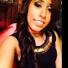 Anai Barrios's Instagram, Twitter & Facebook