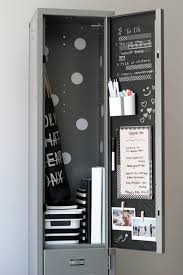22 Diy Locker Decorating Ideas Organizing Tricks School Locker Decorations School Locker Organization School Lockers