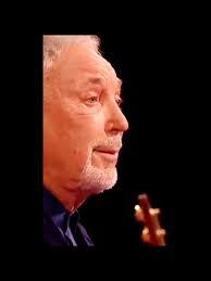 Tom Jones: Las Mejores Canciones y Momentos Destacados
