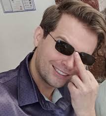 Boom! My Johnny Cage MK1 cosplay for convention 😎 Need a professional  photoshoot? #johnnycage #mortalcombatcosplay #mortalkombat  #johnnycagecosplay