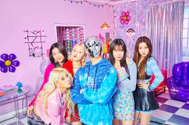 4.5 out of 5 stars. Momoland X Chromance Via Tiktok Hymne Als K Pop Band In Die Internationalen Charts Minutenmusik