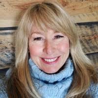 Darlene Locke's Instagram, Twitter & Facebook