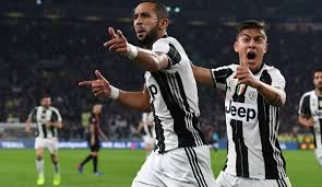 Benatia è nato in francia a courcouronnes da padre marocchino e madre francese di origine algerina. Fc Bayern Transfer News Juventus Verpflichtet Medhi Benatia Endgultig