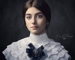 Col et poignets à volants en dentelle blanche faite main : style victorien 