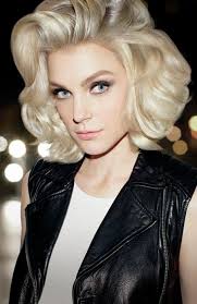 Big curly afro with bangs. 30 Easy Hairstyles For Short Curly Hair The Trend Spotter