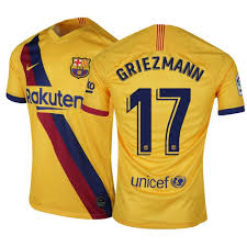 Futbol club barcelone a été créée en novembre 29,1899, situé dans la ville de barcelone,espagne, un des géants bienvenue à accueil classique maillot barcelone 18/19 pas cher magasin. Maillot Griezmann Fc Barcelone Exterieur 2019 19