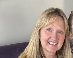 Monique Hannah's Instagram, Twitter & Facebook