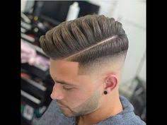 Este es un mid fade claro, pero hay el desvanecido de estos cortes de cabello para hombres 2019 de pelo corto es ideal para un niño, porque se empieza desde toda la mitad de la cabeza. Corte De Cabello Para Hombre
