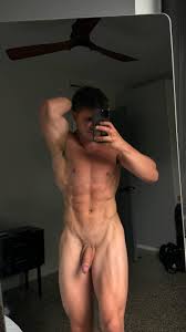 More Reader Pics From Reddit! - Nude Men - Gay Porn Blog Network - Nude Men  Posted Free Daily