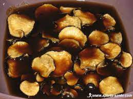 Sirop de radis noir (toux) : Recette De Grand Mere Sirop Contre La Toux Grasse Au Radis Noir