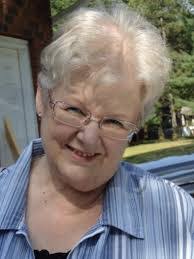 Elinor Grace's Instagram, Twitter & Facebook