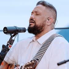 Nao precisa baixar programas ou aplicativos , voce pode baixar musicas de fernandinho de qualquer lugar no seu celular , computador ou qualquer dispositivo conectado na internet gostou de baixar fernandinho ou do nosso buscador de musica? Fernandinho Facebook