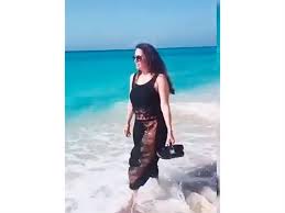 For faster navigation, this iframe is preloading the wikiwand page for نرمين الفقي. ÙÙŠØ¯ÙŠÙˆ Ù†Ø±Ù…ÙŠÙ† Ø§Ù„ÙÙ‚ÙŠ ØªÙ†ÙØ° Ù†ØµÙŠØ­Ø© Ù…Ø­Ù…Ø¯ Ø§Ù„Ø´Ø±Ù†ÙˆØ¨ÙŠ ÙÙŠ Ø§Ù„Ø³Ø§Ø­Ù„ Ø§Ù„Ø´Ù… Ù…ØµØ±Ø§ÙˆÙ‰