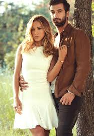 Burçin terzioğlu ve spor hocası umut duygu, filipinler tatilinden aynı dakikalarda fotoğraf paylaştı. Burcin Terzioglu Ayrildigi Sevgilisi Ilker Kaleli Yle Olan Tum Fotograflarini Sildi Magazin Haberleri