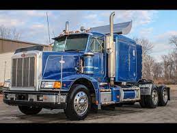 Throwbackthursday Check Out This 1988 Peterbilt 377 Sleeper Truck View More Sleeper Trucks At Httpswwwnexttruc Peterbilt Big Rig Trucks Peterbilt Trucks
