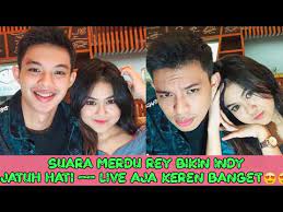 Menurut dinda, sudah beberaoa kali bertemu billar bersama rey mbayang, suaminya. Suara Rey Mbayang Bikin Indy Jatuh Cinta Suara Live Nya Bagusssss Banget Youtube