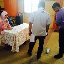 Buku teks menjadi salah satu komponen utama dalam kegiatan belajar mengajar. Kajian Berat Beg Murid Sekolah Rendah Oleh Bahagian Buku Teks Kpm 2017 Spbt Sk Bangi 43000 Kajang Selangor