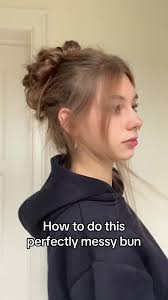 Messy Bun Tutorials Dani Klieber