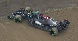 Tym samym rozpoczyna się kolejna era, mająca na celu zrównać stawkę od początku. Why Is It So Difficult For A Formula 1 Car To Reverse