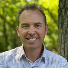 Roger Struthers's Instagram, Twitter & Facebook