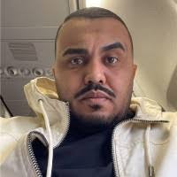 1800+ "Leonel" profiles