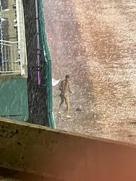 Written by keeli parkey may 26, 2021. David Hookstead On Twitter A Streaker Has Taken The Field During The Nationals Reds Rain Delay Stadium Is Going Wild