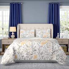 Combines with fuchsia, gray, brown, shades of red, yellowish brown, blue, purple. Gray And Yellow Quilt Wayfair