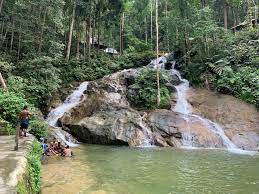 Why kanching waterfalls is one of the best hikes near kuala lumpurmatt ong. Kanching Waterfall Hike Pokok Kelapa