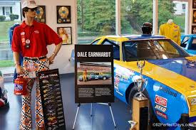 → is het museum op zondag open? Nascar World Of Cabarrus County North Carolina 52 Perfect Days