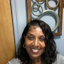 Cindy Cephas's Instagram, Twitter & Facebook