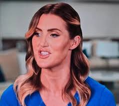 What does everyone think about Lara's behavior