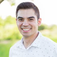 Q&A with DNS Grad 𝐇𝐢𝐫𝐚𝐦 𝐖𝐢𝐠𝐚𝐧𝐭! 𝐐: Give me an overview of the  work you are currently doing? 𝑨: I am an Internal Process Controller for a  hospital enterprise. My primary role