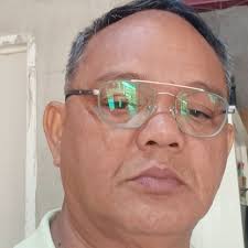 Old man got bite from King Cobra