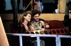 Auch wenn der biss einer bettwanze also nach stand der forschung nicht gefährlich ist, versteht er, dass viele menschen angst und ekel empfinden: Der Feind In Meinem Bett 1991 Film Cinema De
