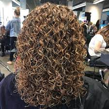 Not All Perms Are For Old Ladies Spiral Perms Actually Look Natural Spiralperm Perm Curlyhair Fantastic Spiral Perm Spiral Perm Short Hair Long Hair Perm