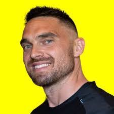 Scott Yarnall's Instagram, Twitter & Facebook