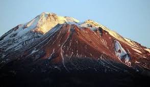 Tall tales swirl around mysterious Mount Shasta | The Seattle Times